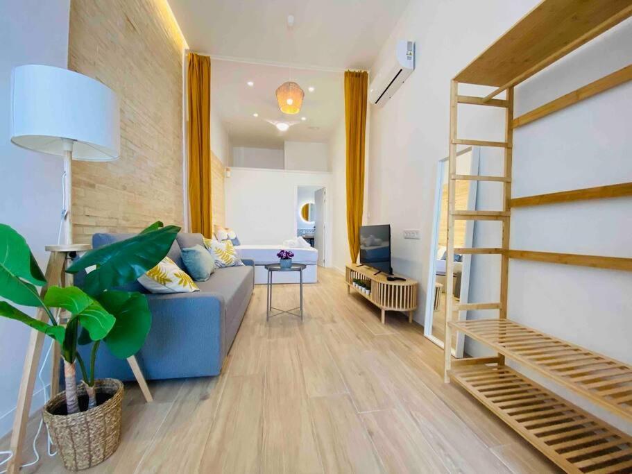 Beautiful Flat Next The Beach Valencia Exterior photo