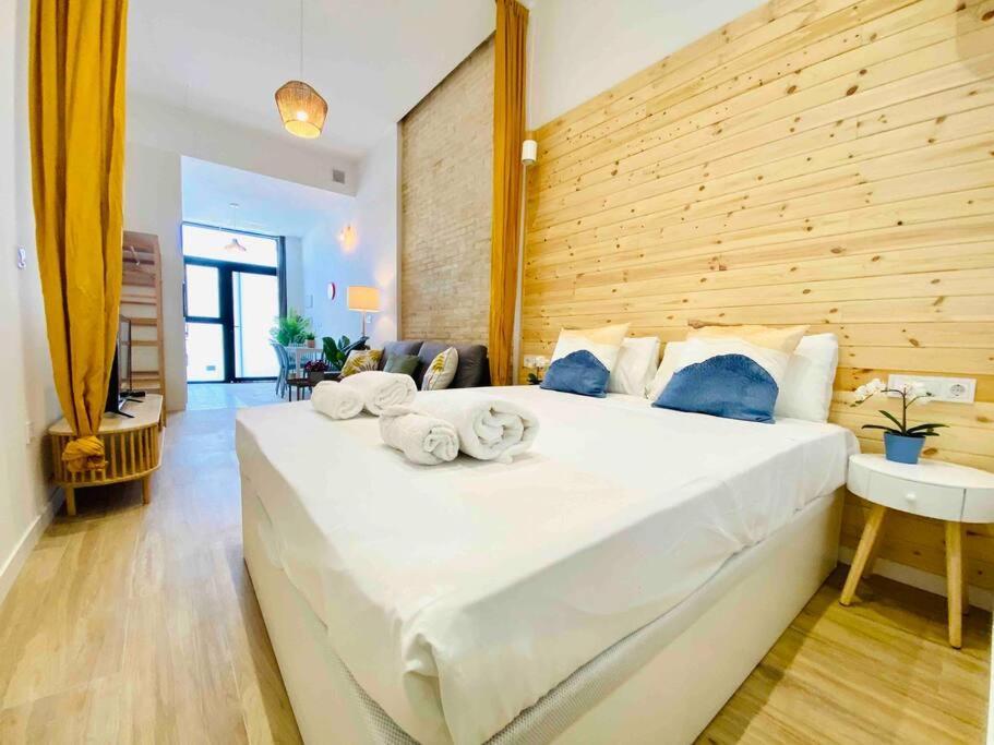 Beautiful Flat Next The Beach Valencia Exterior photo